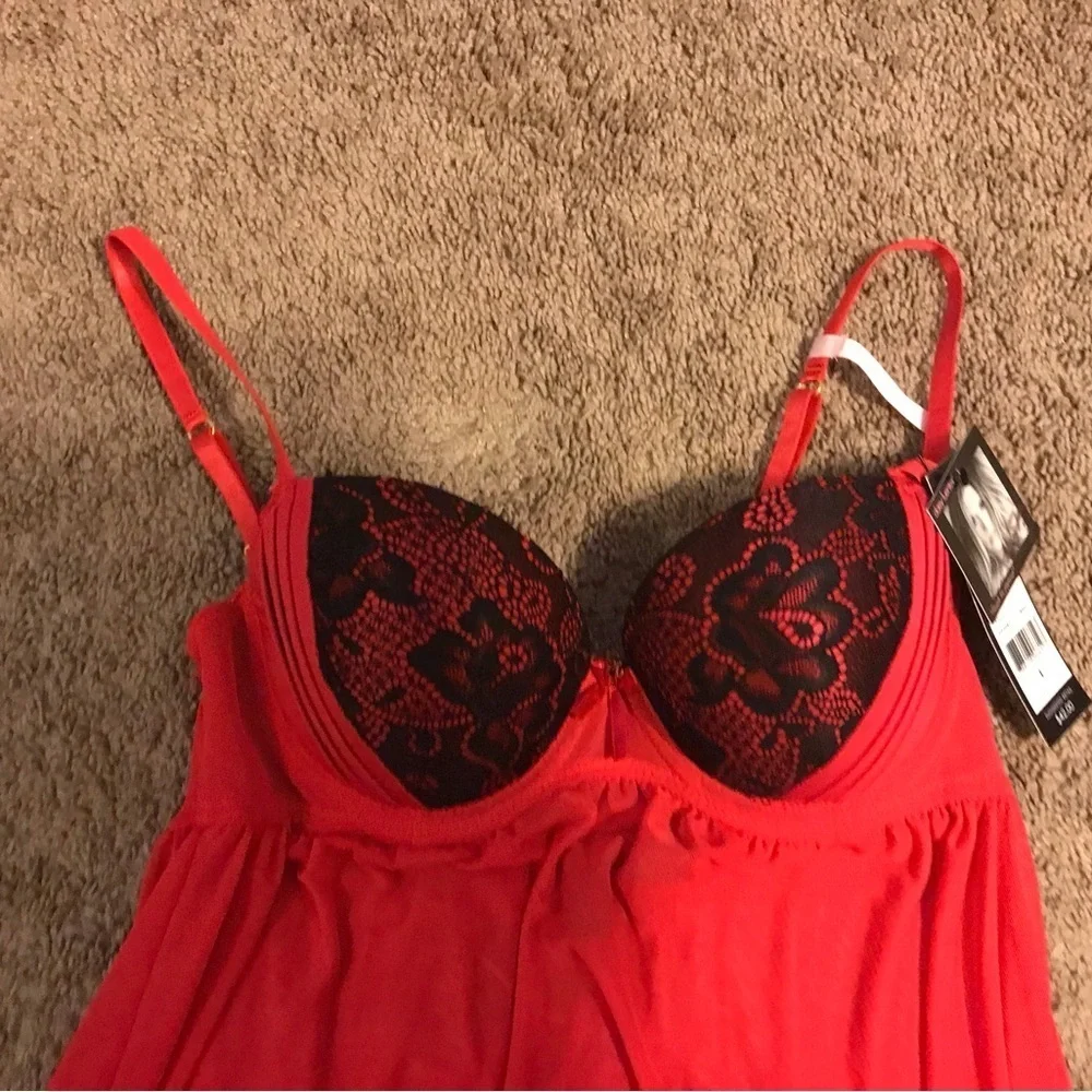 Daisy Fuentes brand new